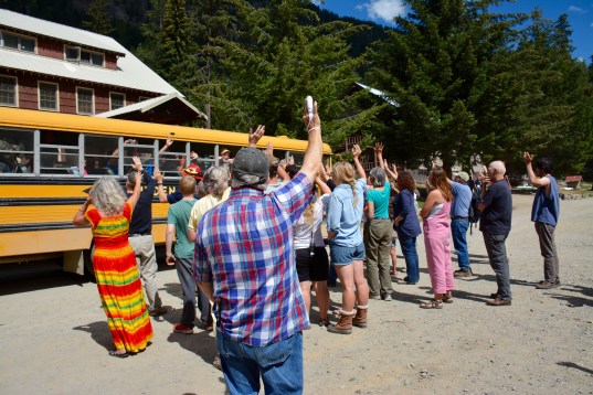 20130823 BusDeparture MKoch20130824_0021